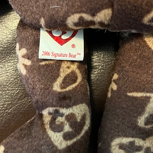 Vintage TY Beanie Baby 2006 Signature Bear - Picture 4 of 5